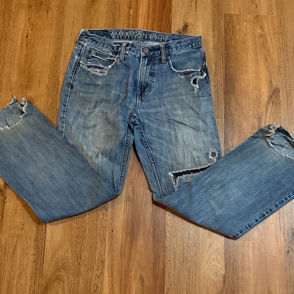 American Eagle Outfitters Men's Relaxed Blue Jeans